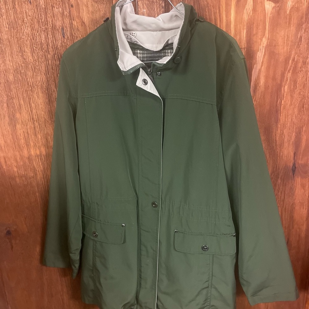 Nautica / Women’s Olive Green Jacket